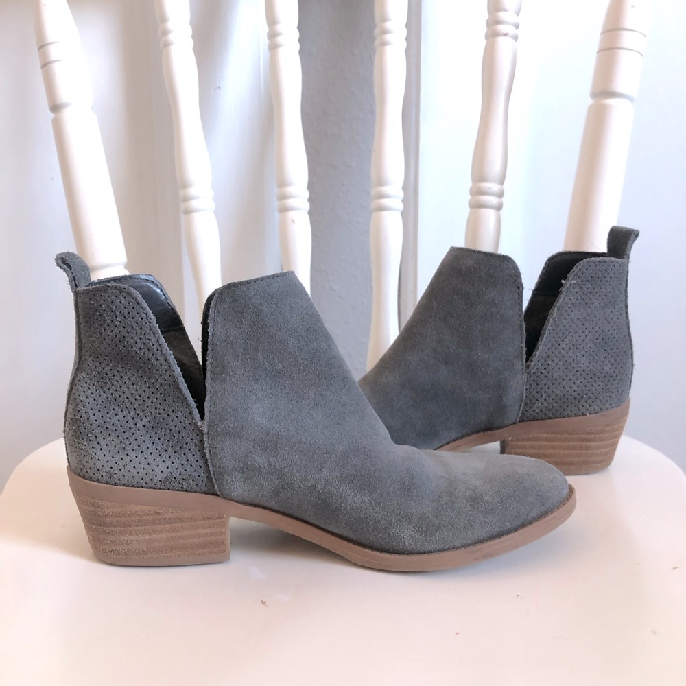 Steve Madden boots